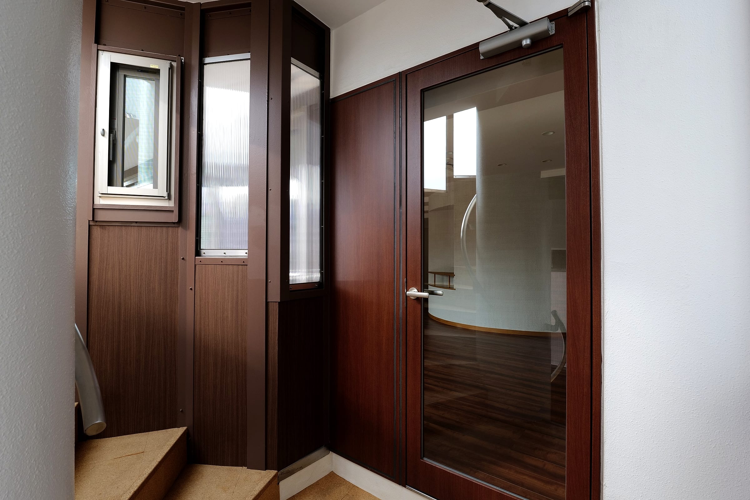 Approach to the second-floor living level